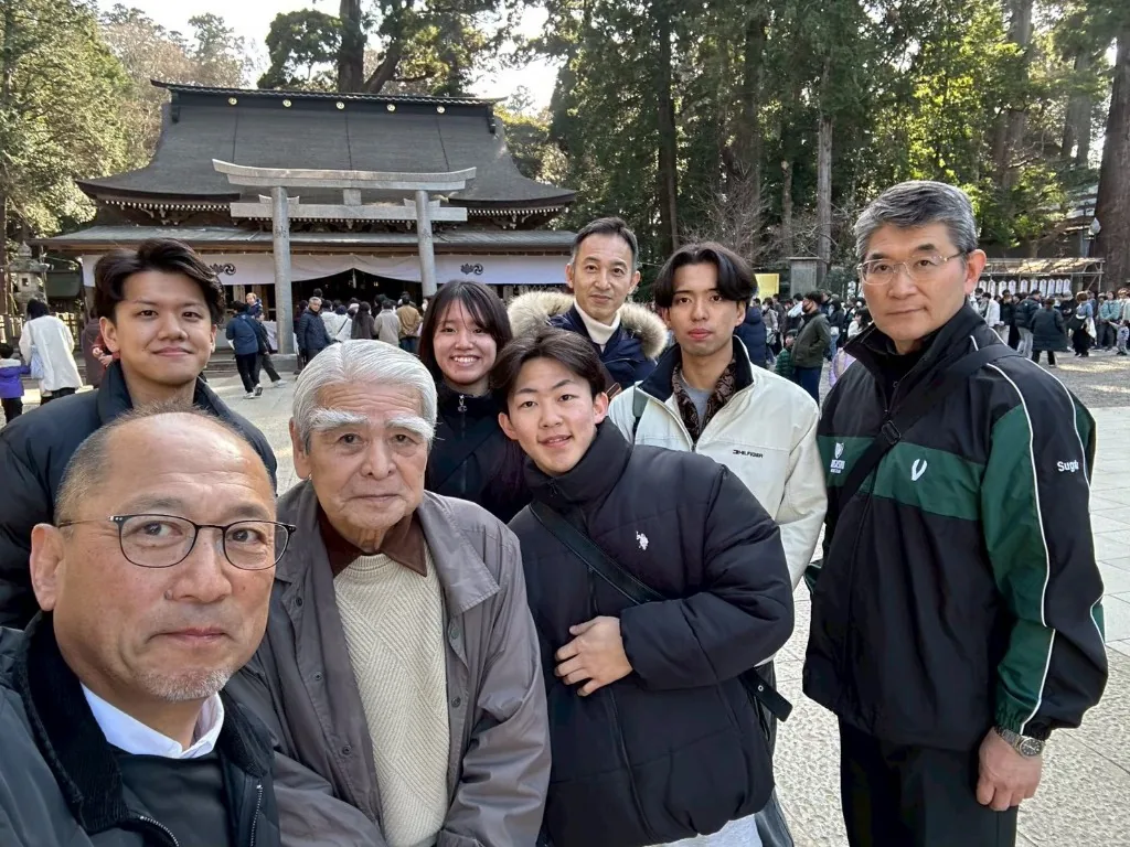 神社参拝での集合写真