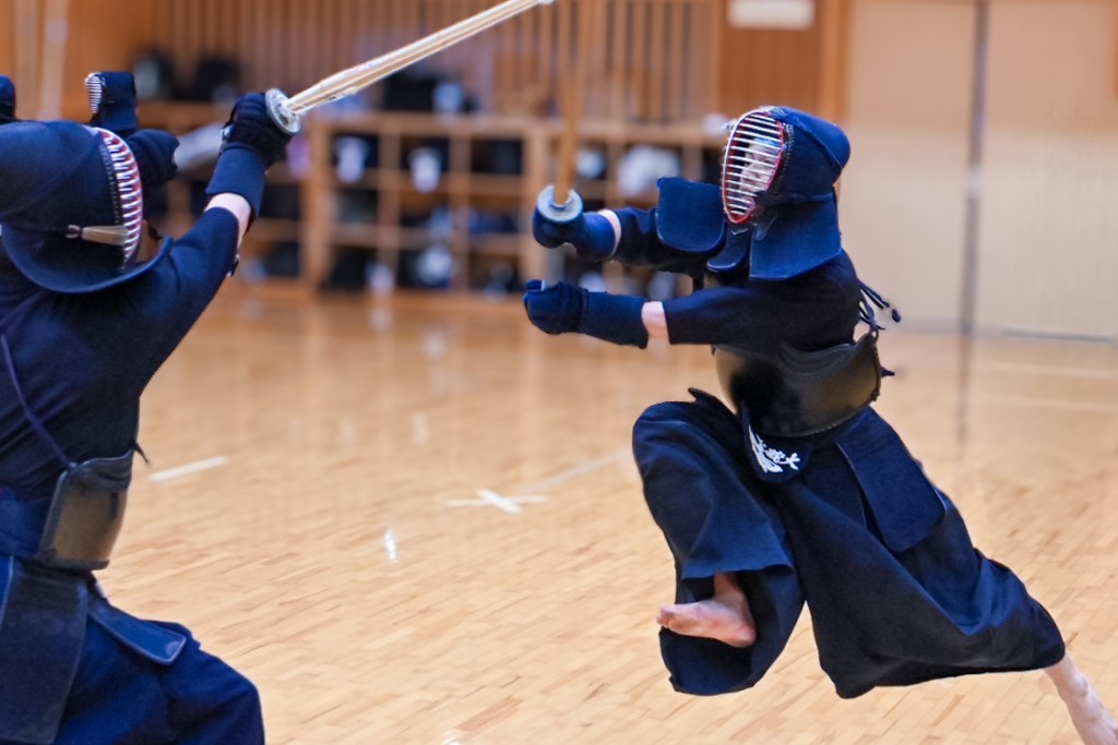 武蔵大学剣道部 六十五周年記念稽古会の集合写真。